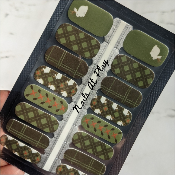 5 for $15 Nail Wraps- Classic Bunny - Picture 2 of 5